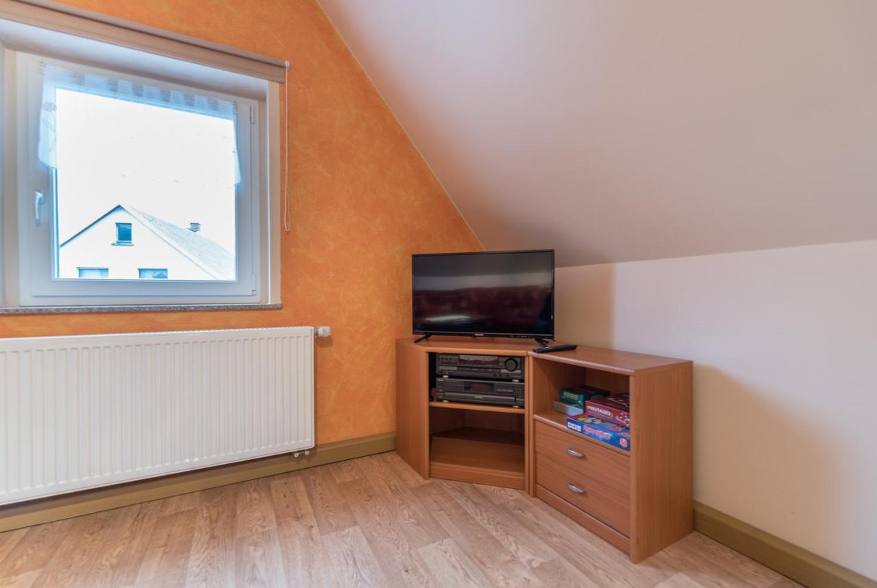 Ferienwohnung Lodig Gross Sarchen エクステリア 写真