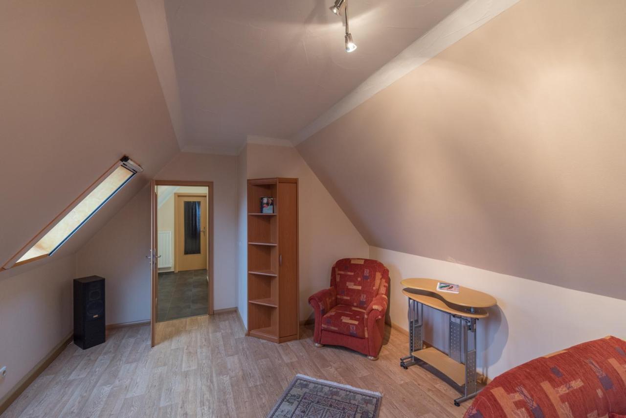 Ferienwohnung Lodig Gross Sarchen エクステリア 写真